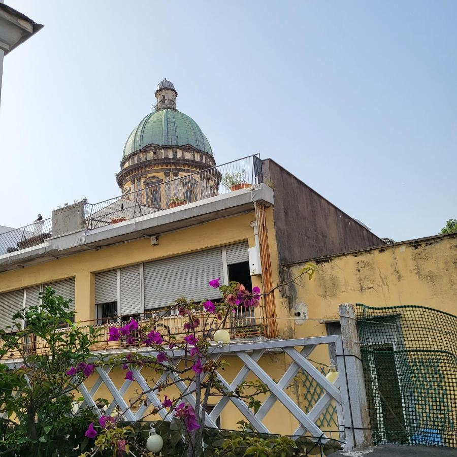 Nel Salotto Di Napoli Hotel Bagian luar foto